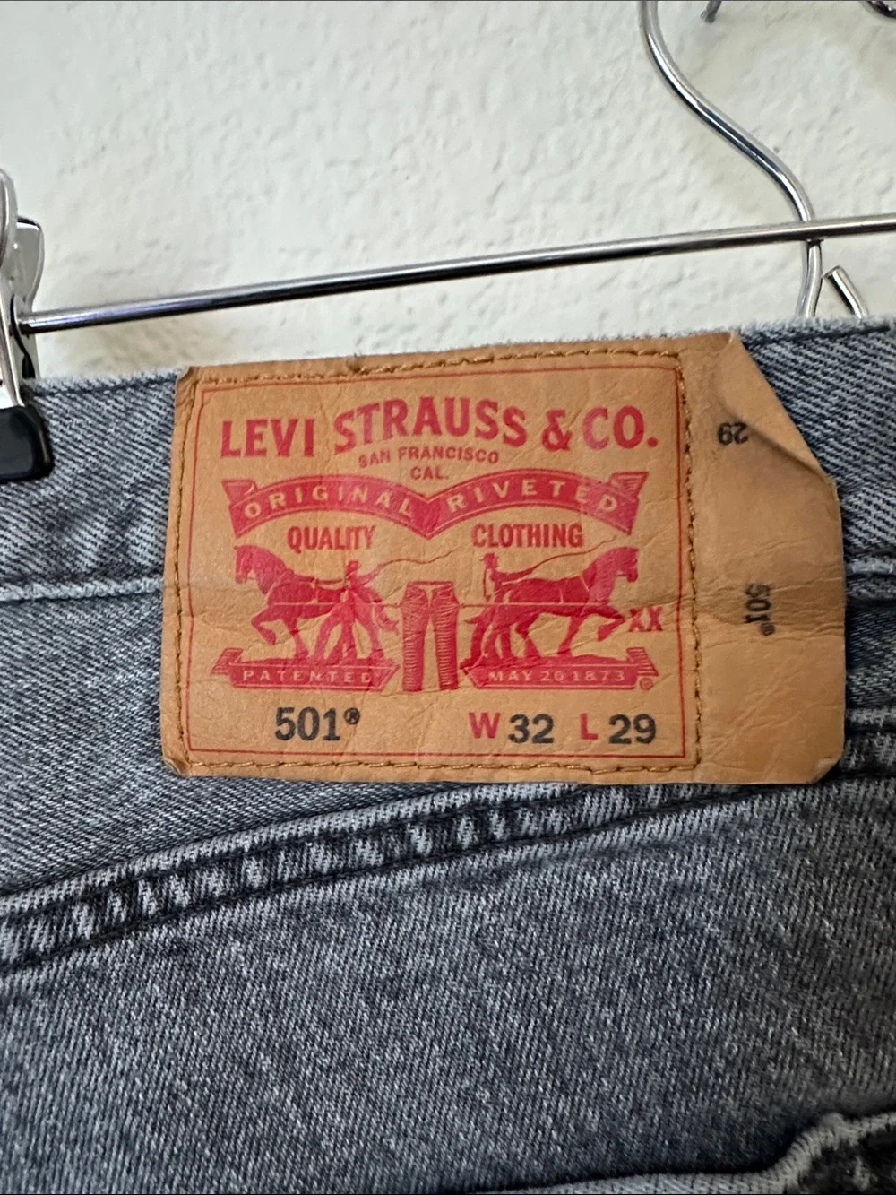 Levi's Men's Gray Slim Straight Jeans